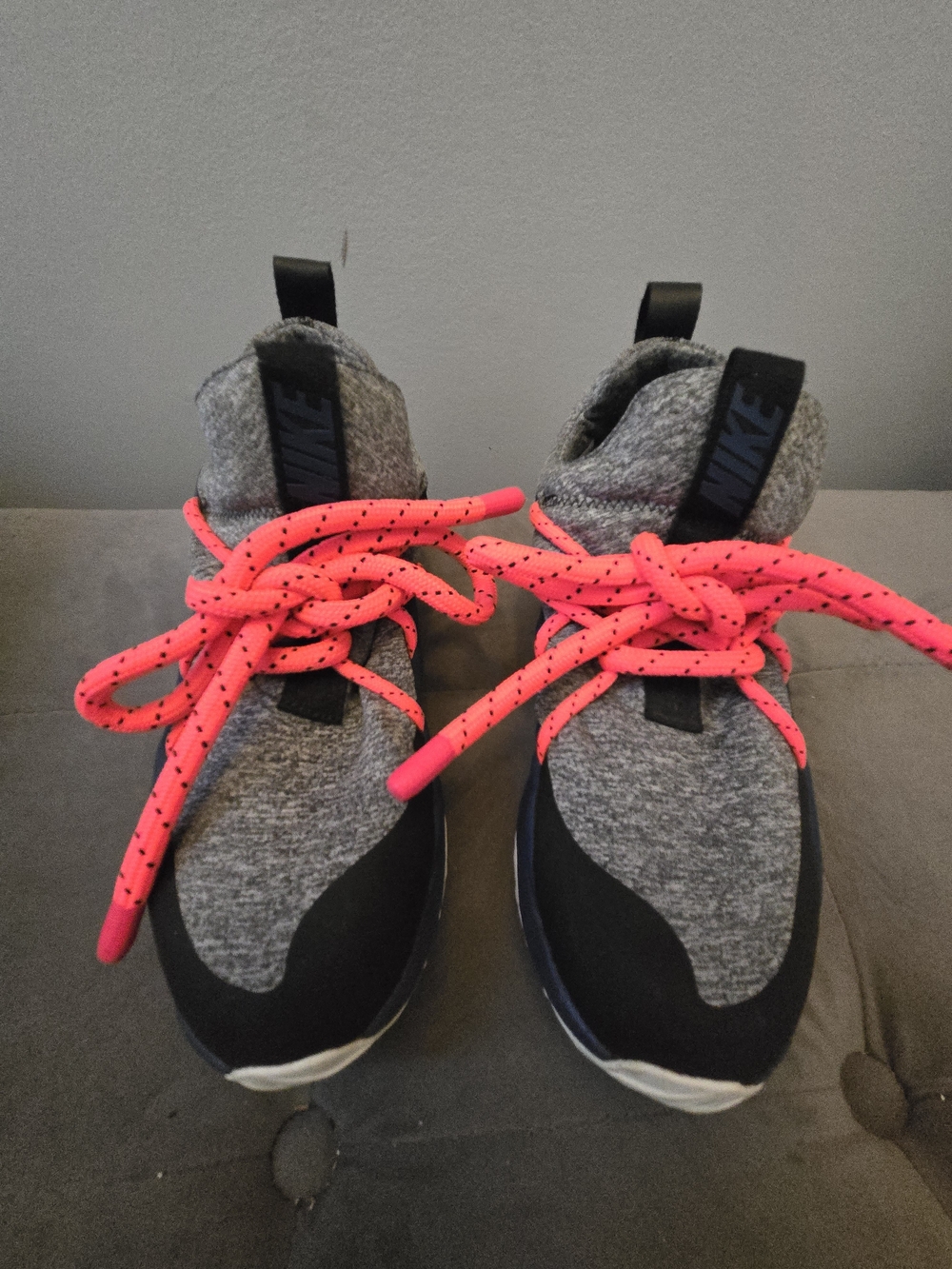 Nike Womens Gray Athletic Sneakers with Neon Pink Laces